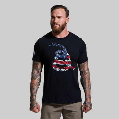 Gadsden Flag T-Shirt (Don't Tread On Me-USA)