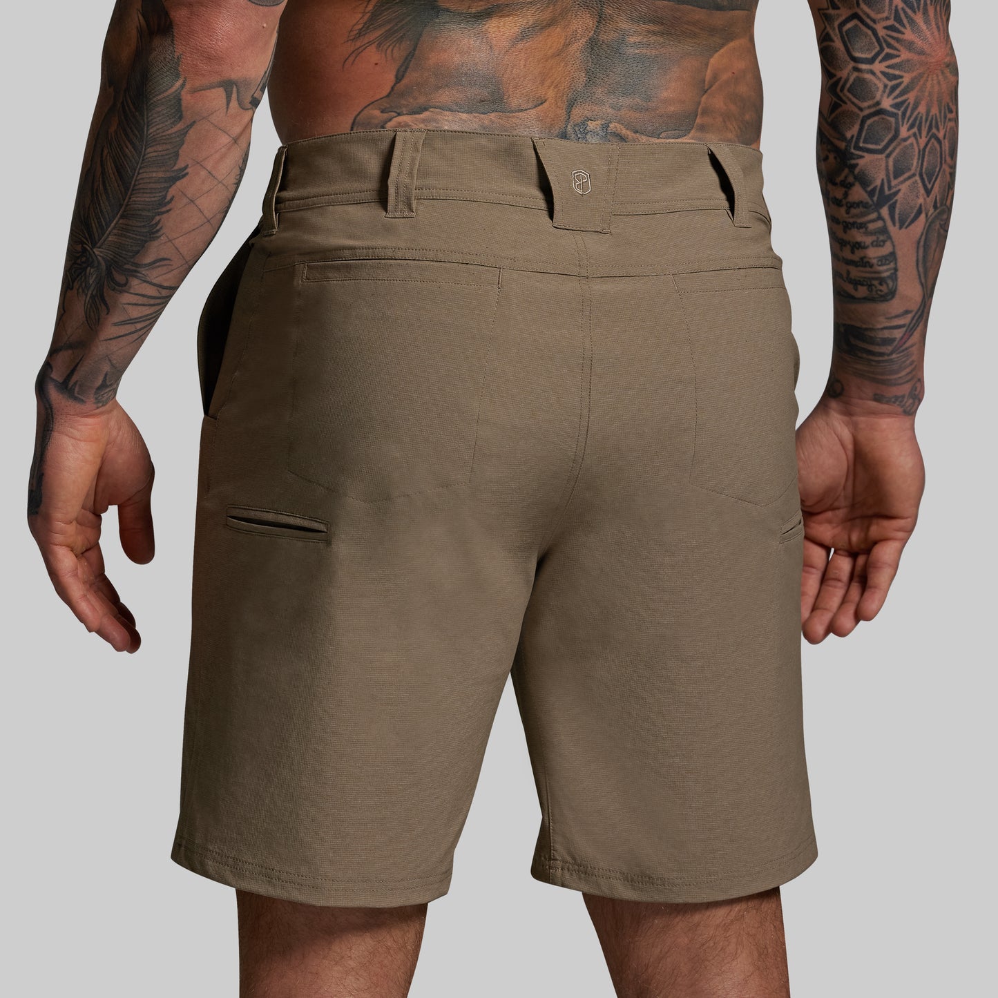 Traverse Short 9" (Khaki)