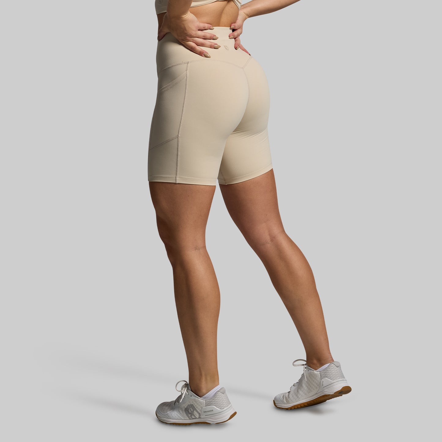 Tempo Biker Short (Oatmeal)