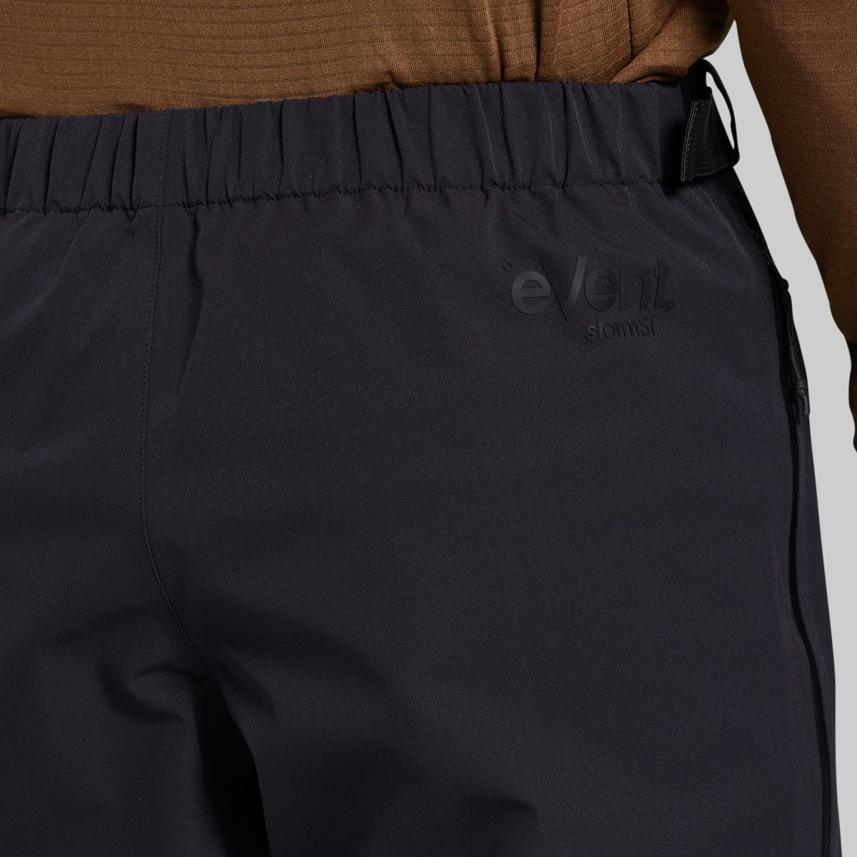 Elastic waist and eVent® stormST detail on black Mission FLEX Rain Pant 2.0