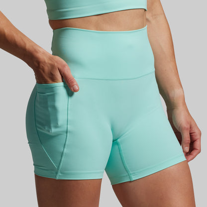 Eccentric Short (Cascade)